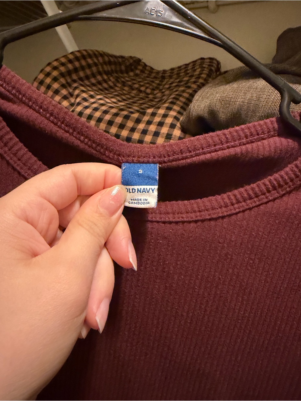 Old Navy Ribbed Long-Sleeve Crewneck Top - Maroon - Picture 2 of 2